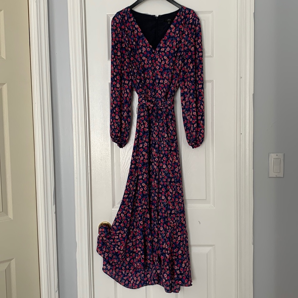 BR Midi Belted Dress